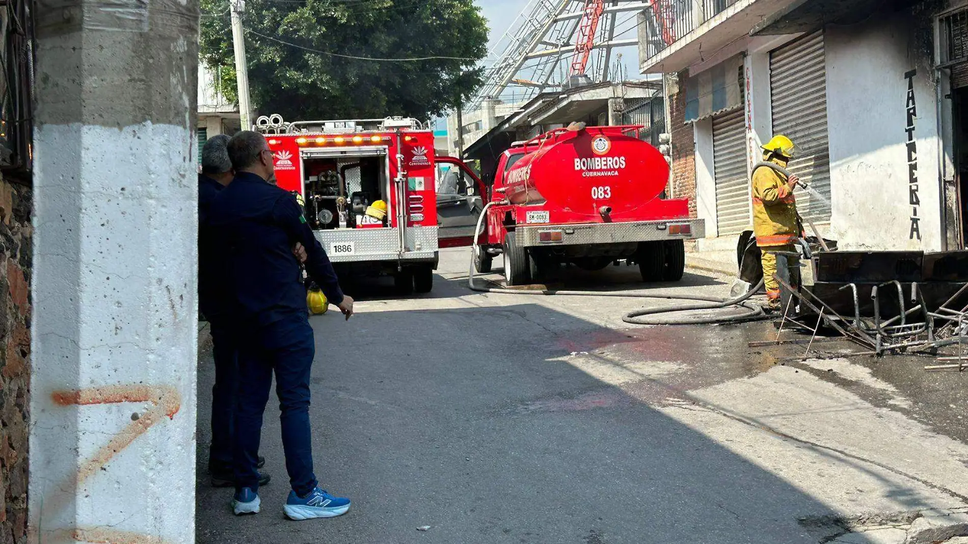 incendio-tapiceria-barona-cuernavaca-cortesia (2)